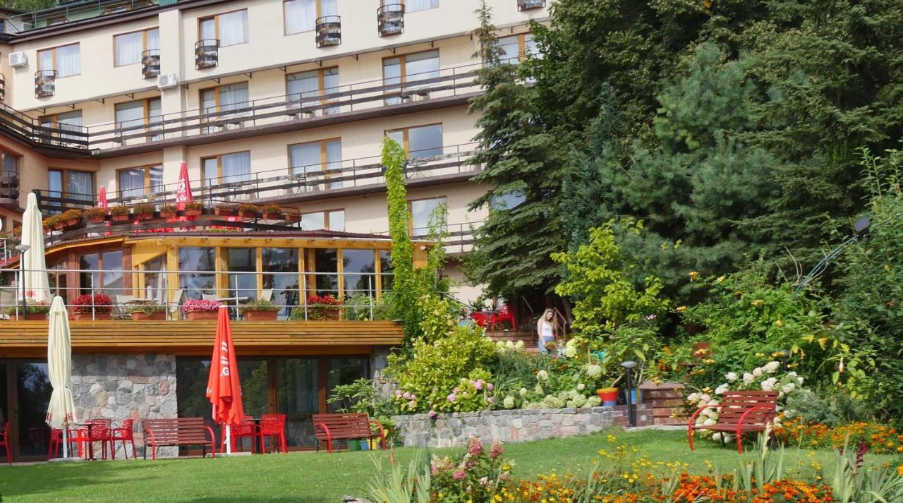 To Tu Bed & Breakfast Мронгово Екстериор снимка