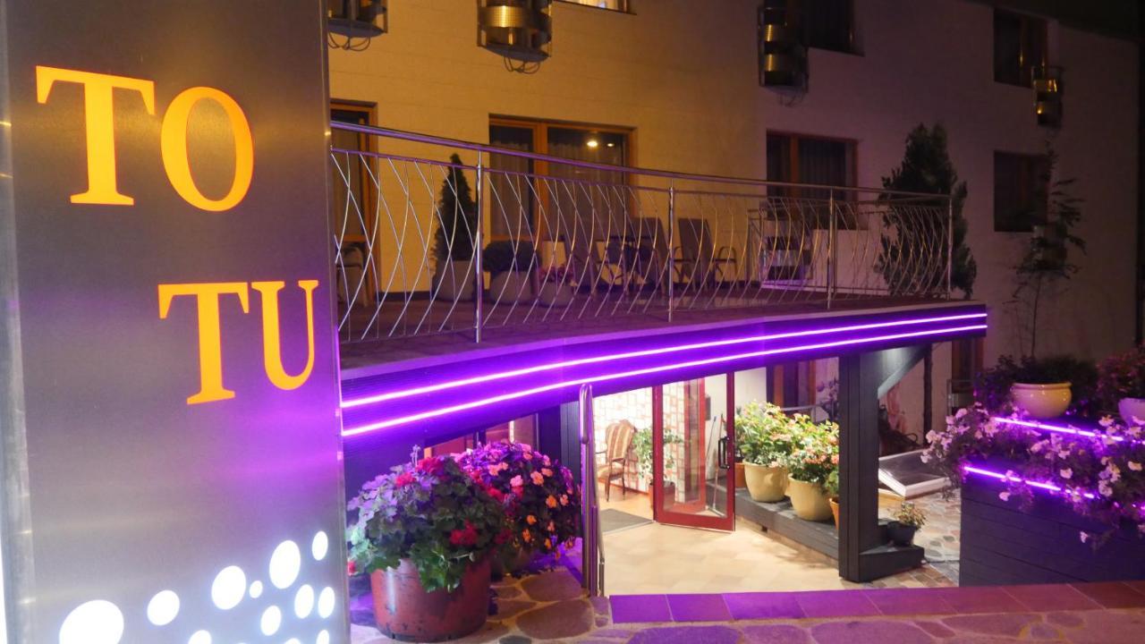To Tu Bed & Breakfast Мронгово Екстериор снимка