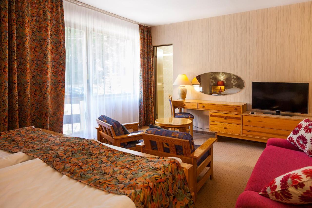 To Tu Bed & Breakfast Мронгово Екстериор снимка