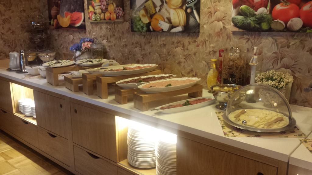 To Tu Bed & Breakfast Мронгово Екстериор снимка