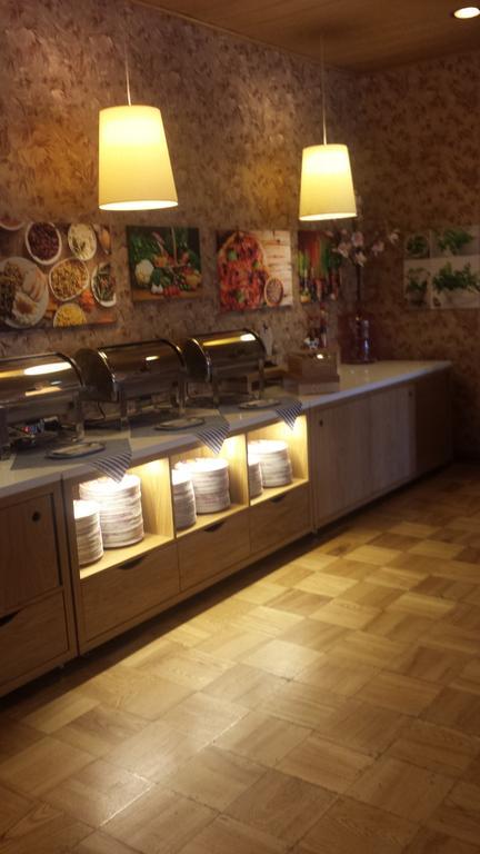 To Tu Bed & Breakfast Мронгово Екстериор снимка