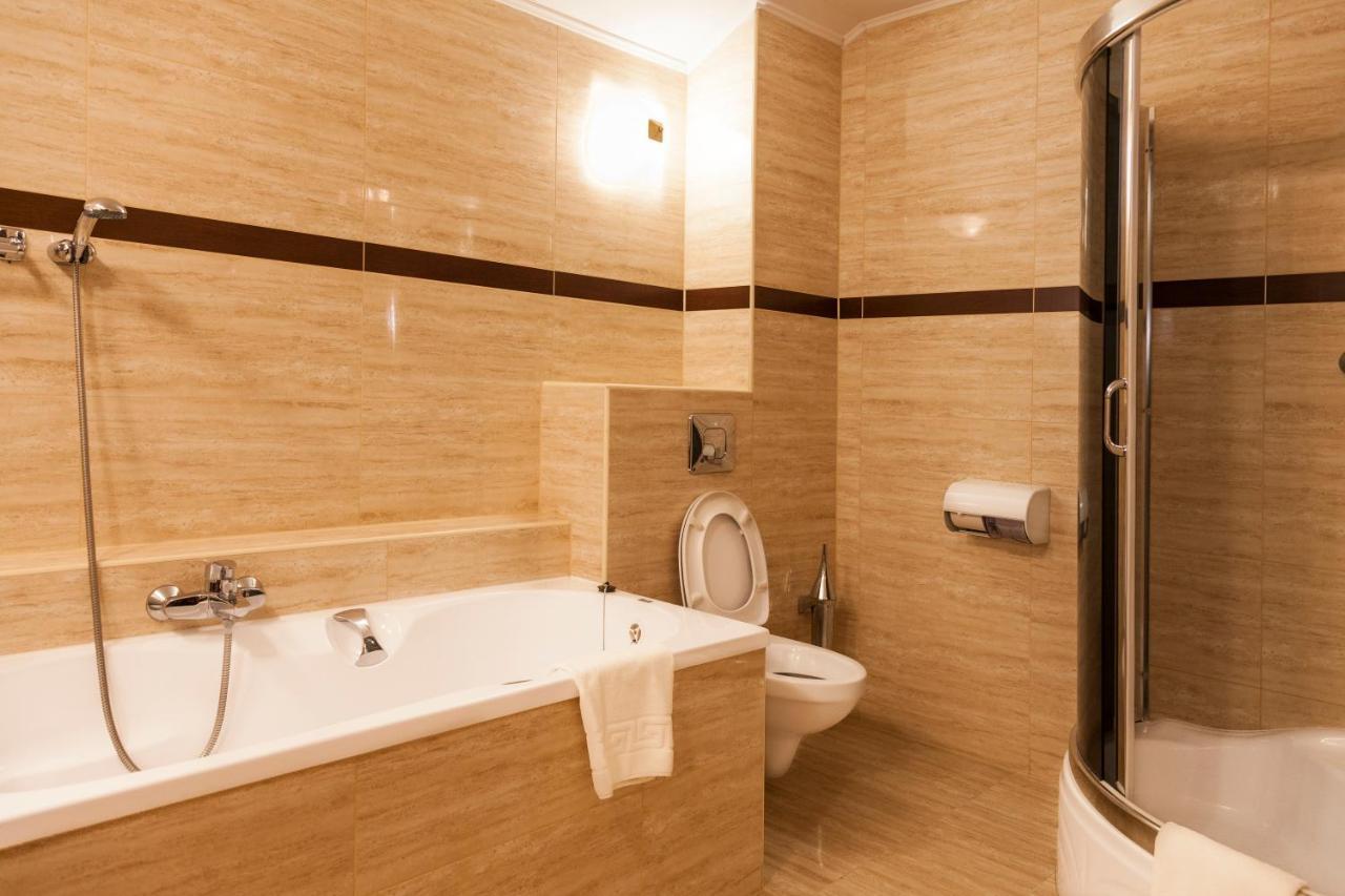 To Tu Bed & Breakfast Мронгово Екстериор снимка
