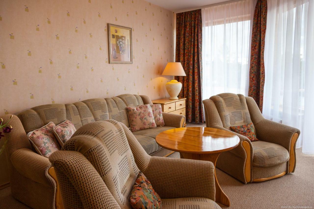 To Tu Bed & Breakfast Мронгово Екстериор снимка
